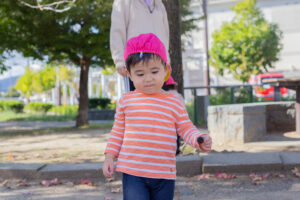 京都市 右京区 保育園 活動の様子 公園