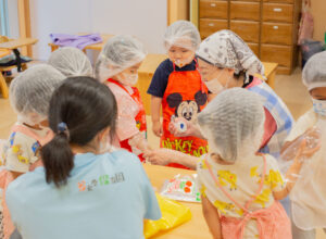 京都市保育園 右京区保育園 活動の様子 小規模保育園 クッキング