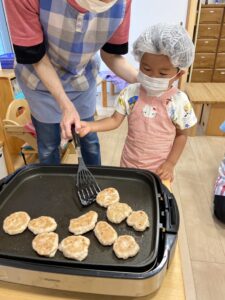 京都市保育園 右京区保育園 活動の様子 小規模保育園 クッキング