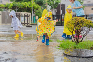 京都市保育園 右京区保育園 小規模保育園 雨遊び 雨 梅雨