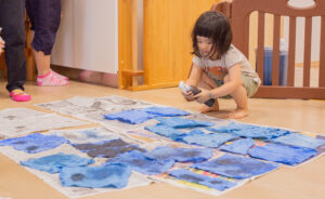 京都市保育園 右京区保育園 小規模保育園 活動の様子 制作