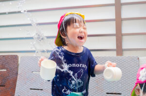 京都市保育園 右京区保育園 小規模保育園 感触遊び