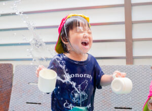 京都市保育園 右京区保育園 小規模保育園 感触遊び